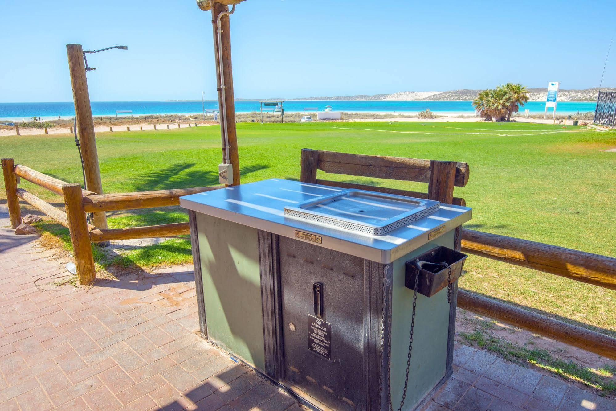 קורל ביי Ningaloo Reef Resort מראה חיצוני תמונה