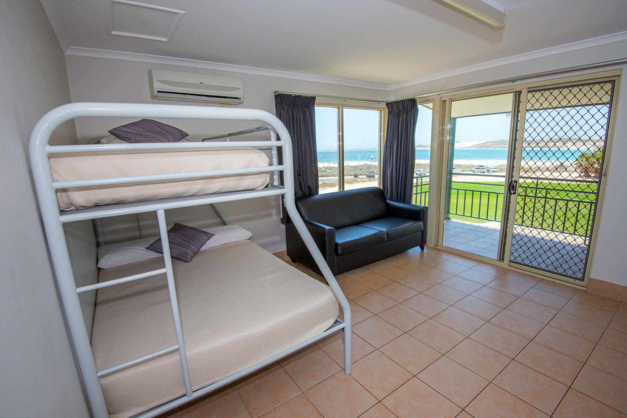 קורל ביי Ningaloo Reef Resort מראה חיצוני תמונה